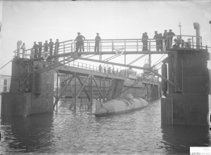 REGRESO AL PUERTO DE CARTAGENA DEL SUBMARINO PERAL DESDE CDIZ, 1929 