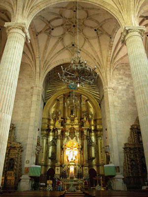 Altar Mayor de la Iglesia de El Salvador. Regi�n de Murcia Digital