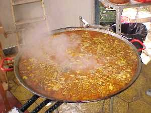 Elaboraci�n del Arroz con Conejo 