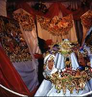 Exposici�n de Mantos de los Caballos del Vino (Caballos del Vino - Fiestas de la Stma. y Vera Cruz - Caravaca de la Cruz) 