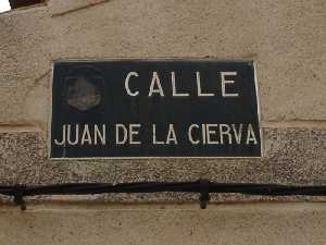  Placa de la calle en honor al pol�tico murciano [Archena_Juan de la Cierva]