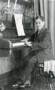 Antonio P�rez G�mez de ni�o [Cieza_Antonio P�rez G�mez]