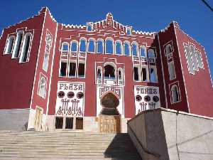 Fachada neomud�jar de la Plaza de Toros (1.926) [Caravaca_Historia]