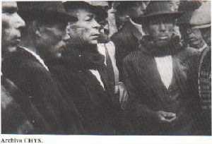 Auroros de Murcia cantando en la Plaza de San Agust�n