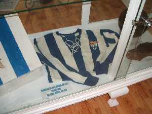 Camiseta del �guilas en los a�os 40 y 50 [�guilas_Museo F�tbol]