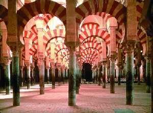 La Mezquita de C�rdoba, s�mbolo del poder califal [Murcia_Abderram�n II]