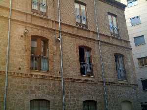 Ventanas de la Fachada [Fbrica de Harinas la Constancia] 