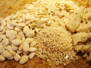 Almendras en l�minas, trozos, molida, y entera 