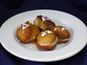 Bu�uelos rellenos[Bu�uelos rellenos]