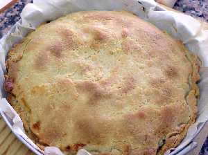 Tarta horneada [Tarta de manzana y pi�ones]