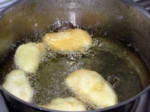 Friendo los bu�uelos 